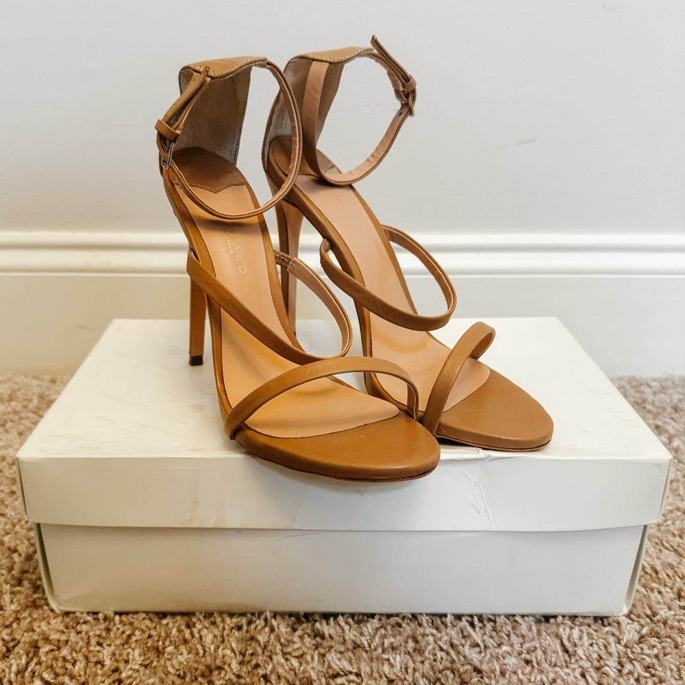 Tony Bianco Atkins Heels – Nude Skin Leather, Size 9, Chic & Elegant Design - Picture 5 of 14